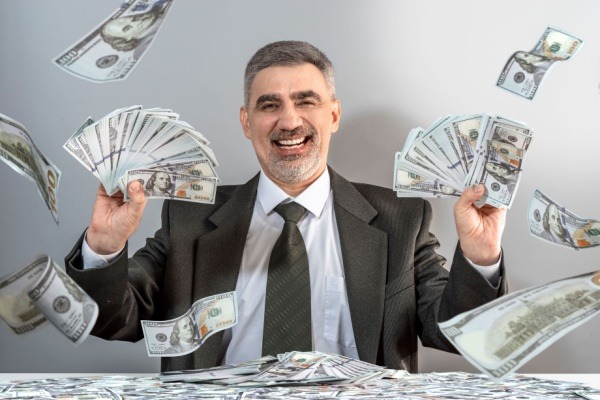 Shutterstock_remunerationdirigeantimposable